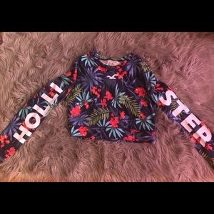 Hollister Cropped Sweatshirt